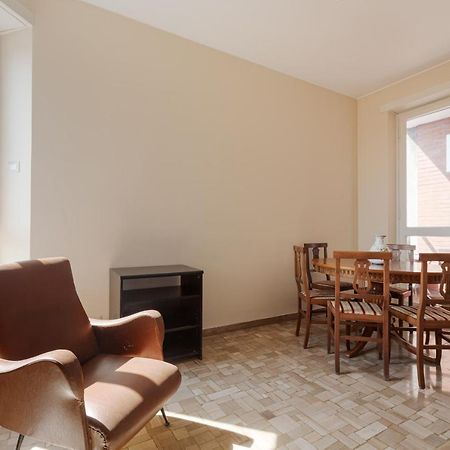 Milano - Roomy Apartment 300 M From M3 Affori Fn! Exterior foto