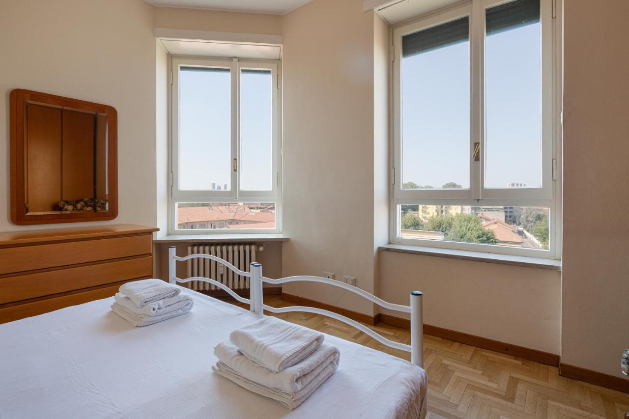 Milano - Roomy Apartment 300 M From M3 Affori Fn! Exterior foto