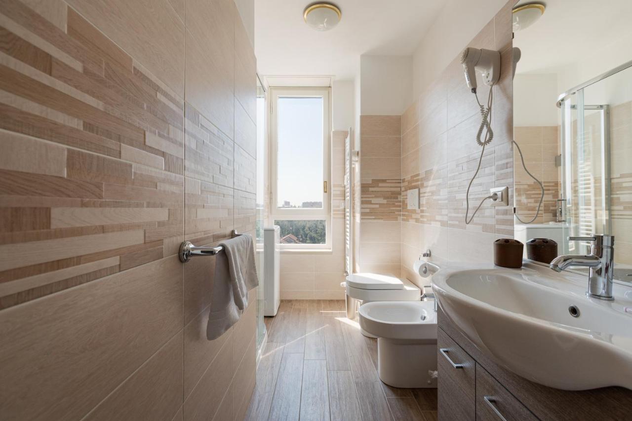 Milano - Roomy Apartment 300 M From M3 Affori Fn! Exterior foto