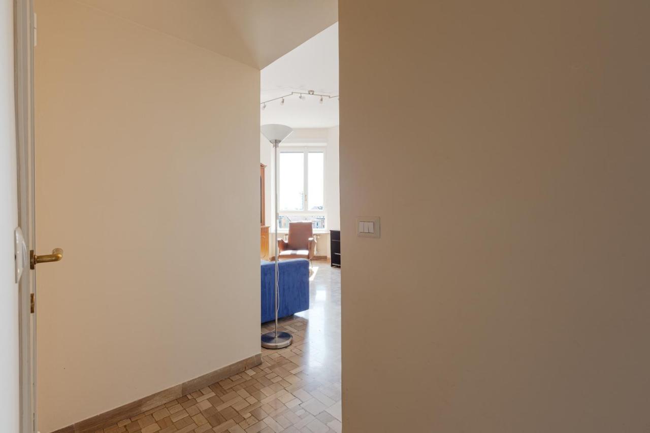 Milano - Roomy Apartment 300 M From M3 Affori Fn! Exterior foto